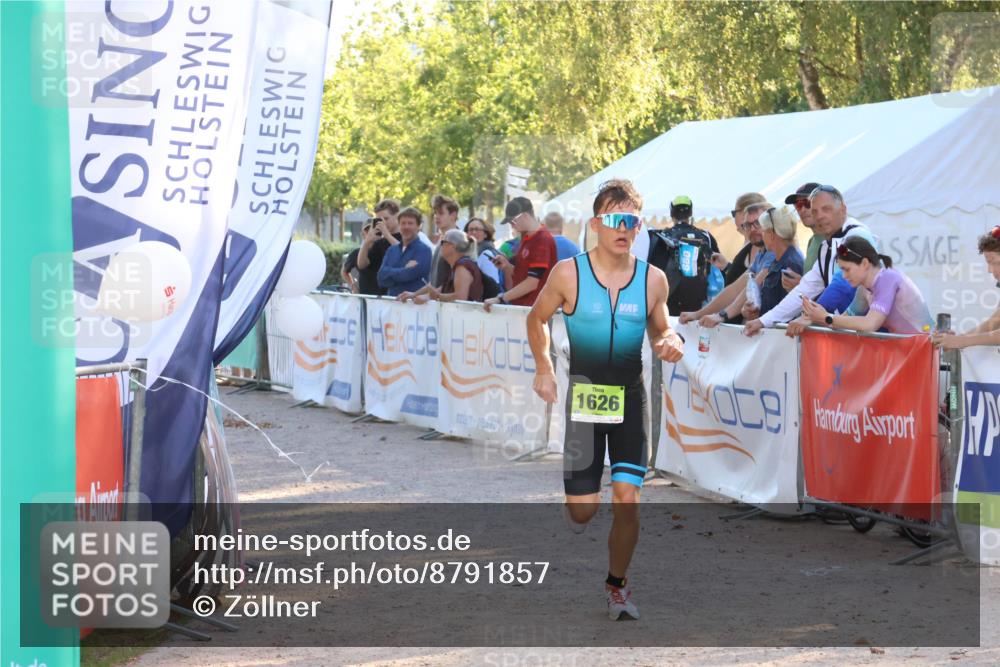 07.09.2025 - 19. Norderstedt Triathlon Zöllner http://msf.ph/oto/8791857 07.09.2025 16:34:16 Ziel 1626 meine-sportfotos.de