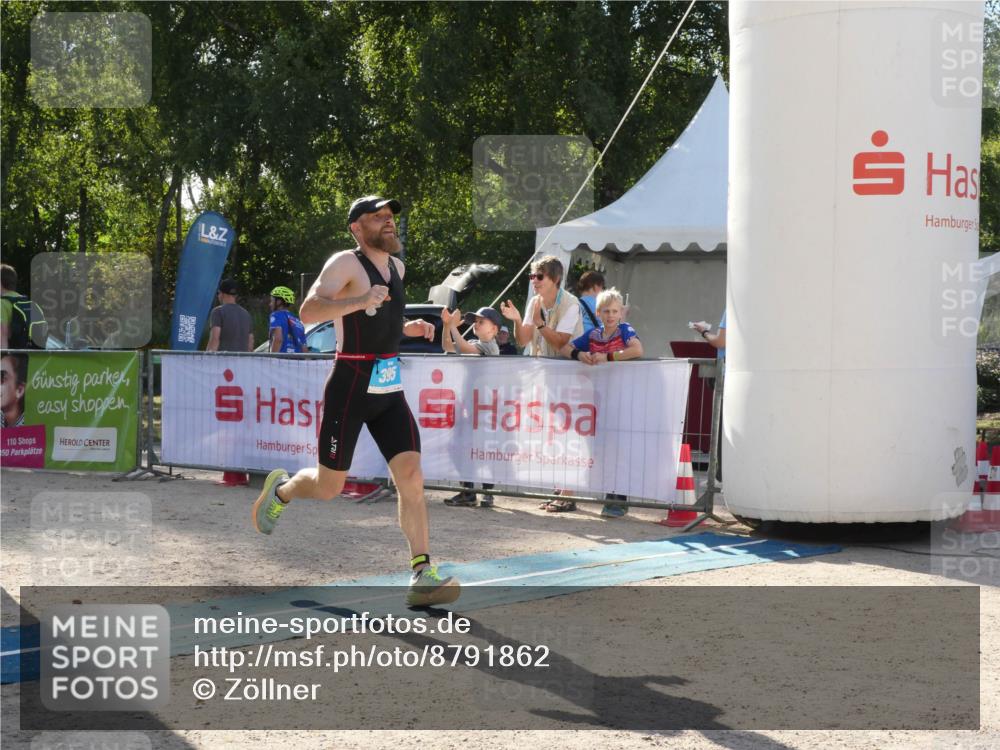 07.09.2025 - 19. Norderstedt Triathlon Zöllner http://msf.ph/oto/8791862 07.09.2025 16:09:24 Ziel 395, 1466 meine-sportfotos.de