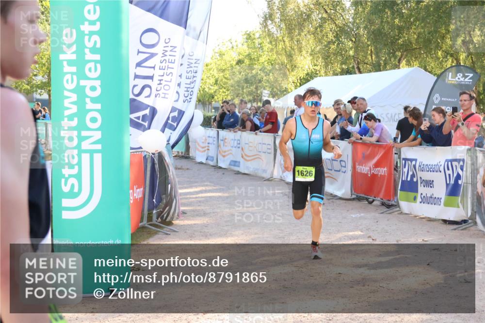 07.09.2025 - 19. Norderstedt Triathlon Zöllner http://msf.ph/oto/8791865 07.09.2025 16:34:16 Ziel 1626 meine-sportfotos.de