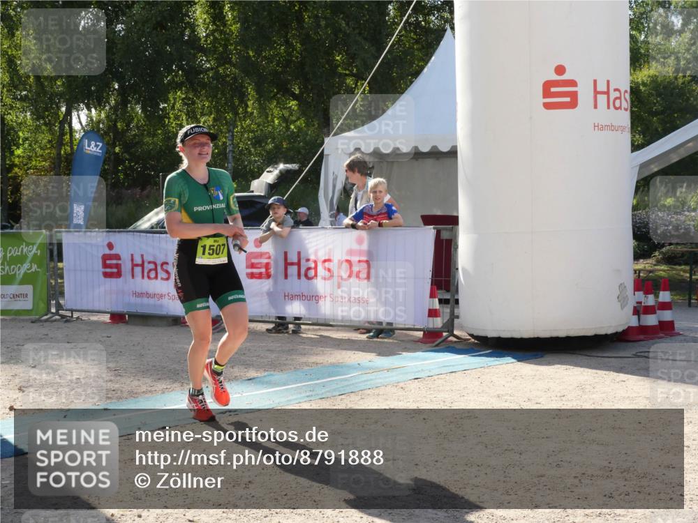 07.09.2025 - 19. Norderstedt Triathlon Zöllner http://msf.ph/oto/8791888 07.09.2025 16:09:40 Ziel 1507 meine-sportfotos.de