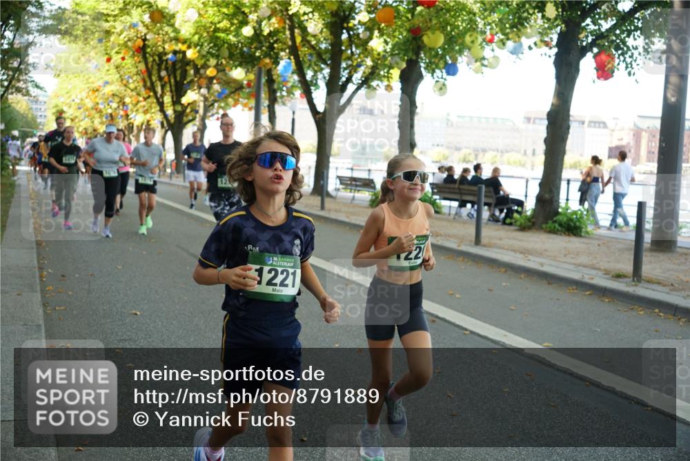 07.09.2025 - BARMER Alsterlauf Yannick Fuchs http://msf.ph/oto/8791889 07.09.2025 11:39:03 Laufen 1076, 12, 136, 1221, 122 meine-sportfotos.de