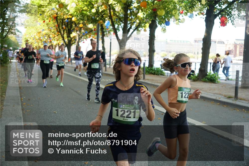 07.09.2025 - BARMER Alsterlauf Yannick Fuchs http://msf.ph/oto/8791904 07.09.2025 11:39:03 Laufen 197, 1230, 36, 1221, 122 meine-sportfotos.de