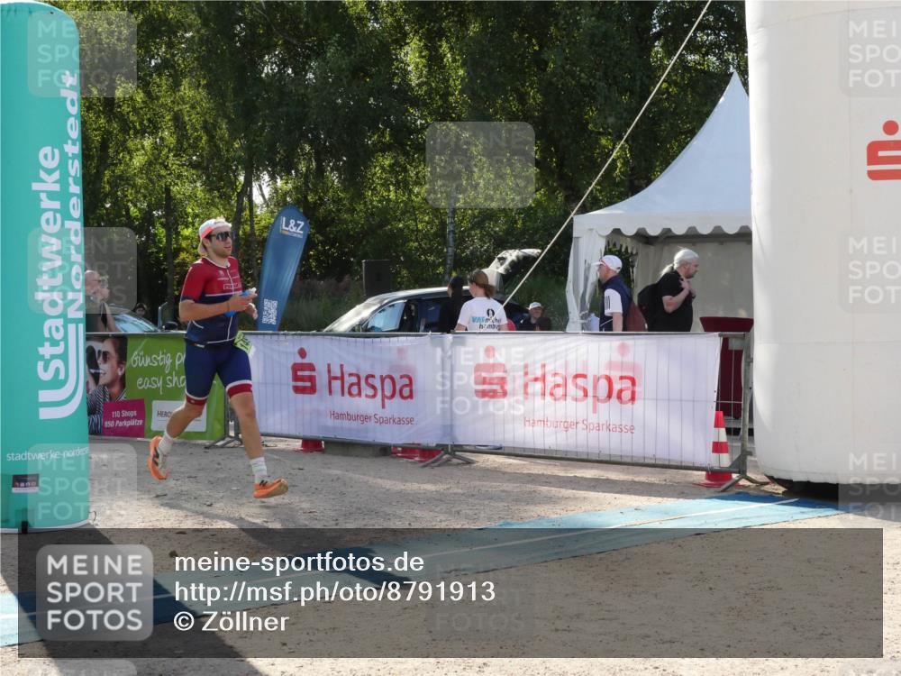 07.09.2025 - 19. Norderstedt Triathlon Zöllner http://msf.ph/oto/8791913 07.09.2025 16:10:46 Ziel 1496 meine-sportfotos.de