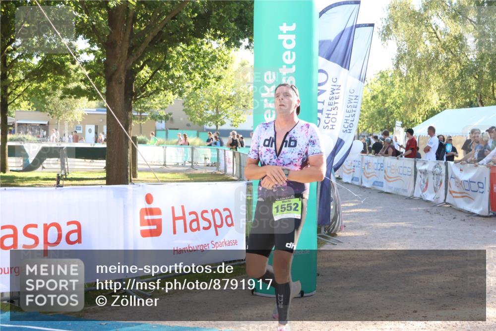07.09.2025 - 19. Norderstedt Triathlon Zöllner http://msf.ph/oto/8791917 07.09.2025 16:34:29 Ziel 1552 meine-sportfotos.de