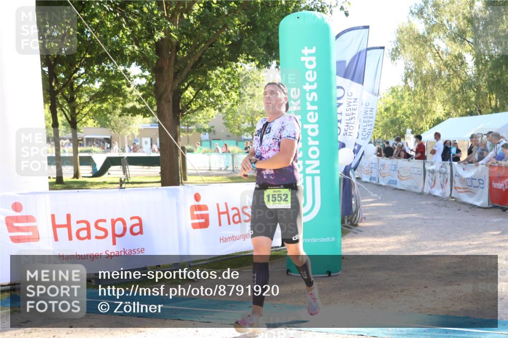 07.09.2025 - 19. Norderstedt Triathlon Zöllner http://msf.ph/oto/8791920 07.09.2025 16:34:29 Ziel 1552 meine-sportfotos.de