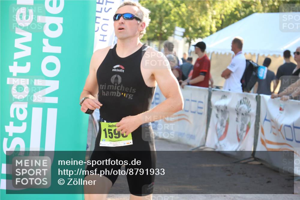 07.09.2025 - 19. Norderstedt Triathlon Zöllner http://msf.ph/oto/8791933 07.09.2025 16:34:37 Ziel 1590 meine-sportfotos.de