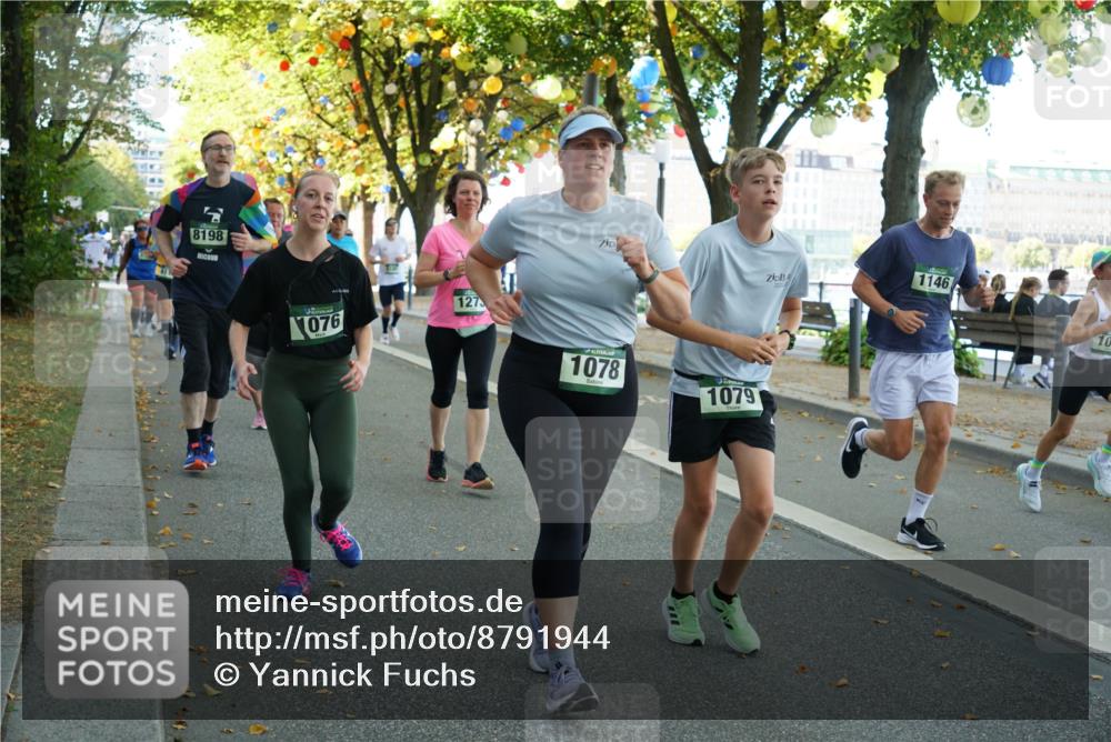07.09.2025 - BARMER Alsterlauf Yannick Fuchs http://msf.ph/oto/8791944 07.09.2025 11:39:06 Laufen 8198, 1273, 1078, 1079, 1146, 10 meine-sportfotos.de