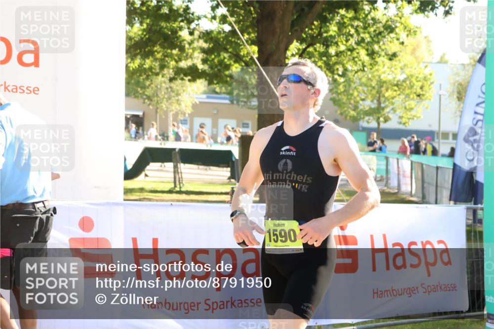07.09.2025 - 19. Norderstedt Triathlon Zöllner http://msf.ph/oto/8791950 07.09.2025 16:34:38 Ziel 1590 meine-sportfotos.de