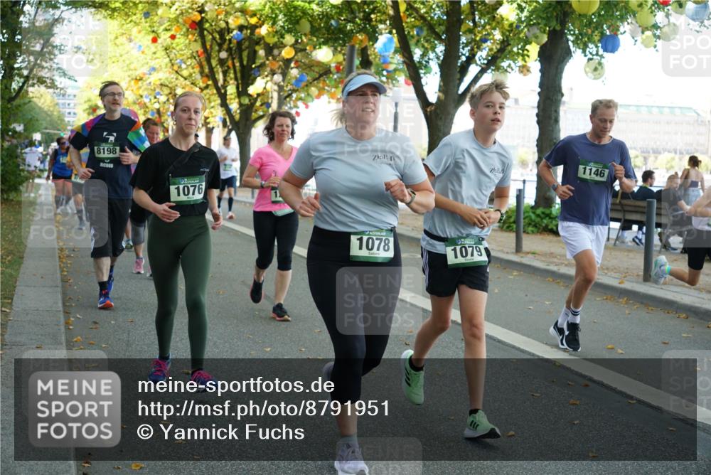 07.09.2025 - BARMER Alsterlauf Yannick Fuchs http://msf.ph/oto/8791951 07.09.2025 11:39:06 Laufen 8198, 1076, 1078, 1079, 1146 meine-sportfotos.de