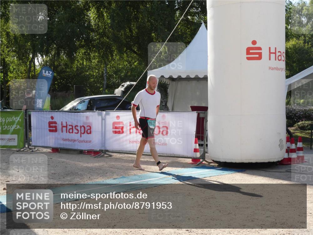 07.09.2025 - 19. Norderstedt Triathlon Zöllner http://msf.ph/oto/8791953 07.09.2025 16:11:38 Ziel 1537 meine-sportfotos.de