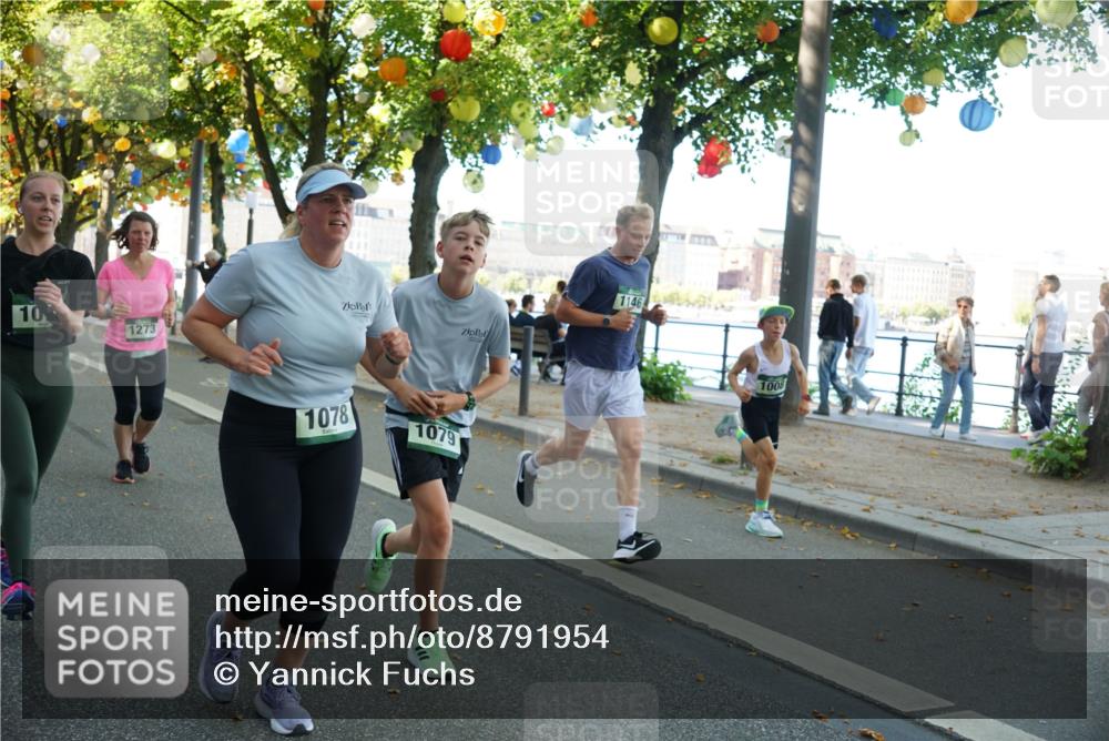07.09.2025 - BARMER Alsterlauf Yannick Fuchs http://msf.ph/oto/8791954 07.09.2025 11:39:06 Laufen 10, 1273, 1078, 1079, 1146, 1008 meine-sportfotos.de