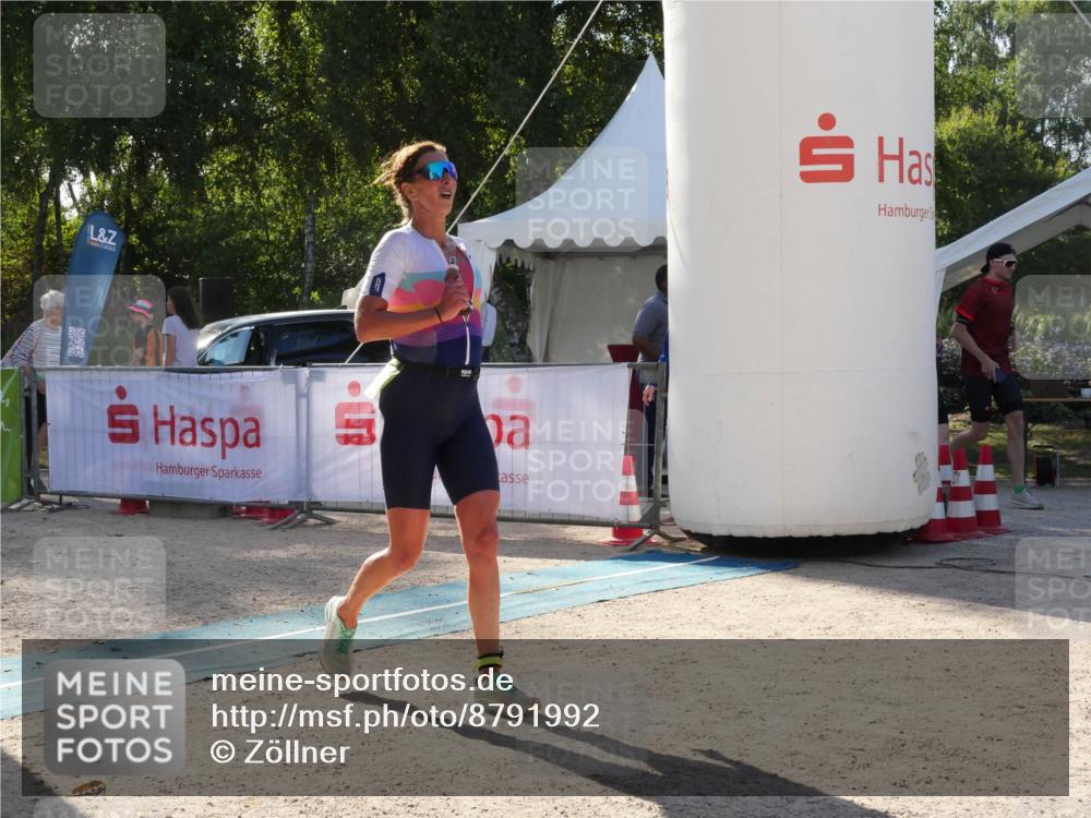 07.09.2025 - 19. Norderstedt Triathlon Zöllner http://msf.ph/oto/8791992 07.09.2025 16:12:21 Ziel 475 meine-sportfotos.de