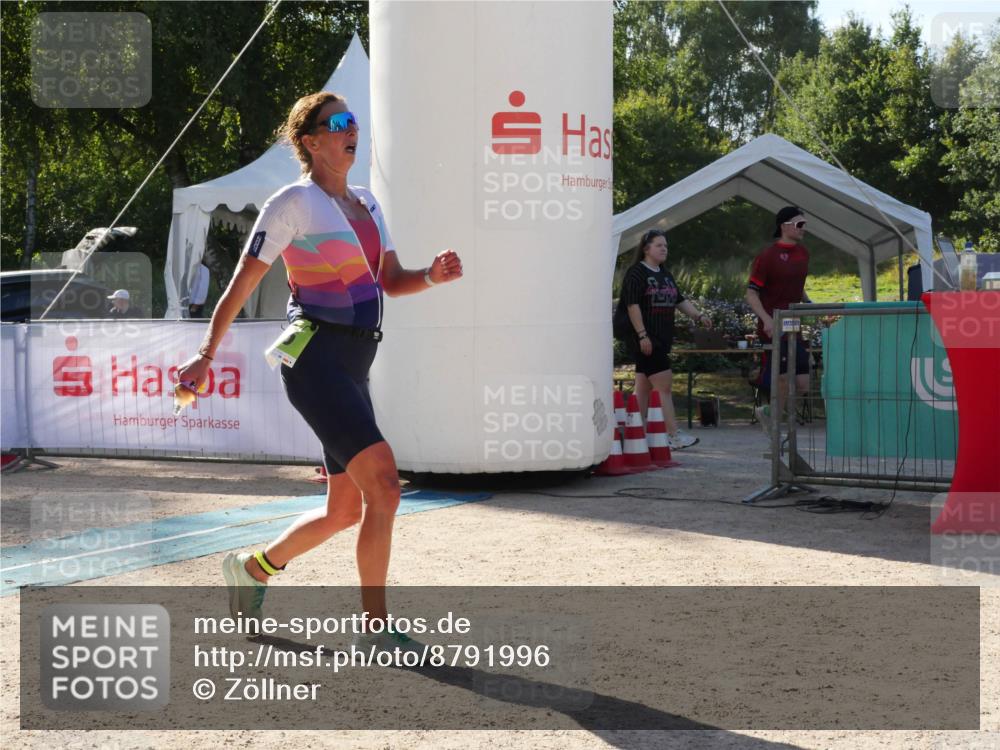 07.09.2025 - 19. Norderstedt Triathlon Zöllner http://msf.ph/oto/8791996 07.09.2025 16:12:21 Ziel 475 meine-sportfotos.de