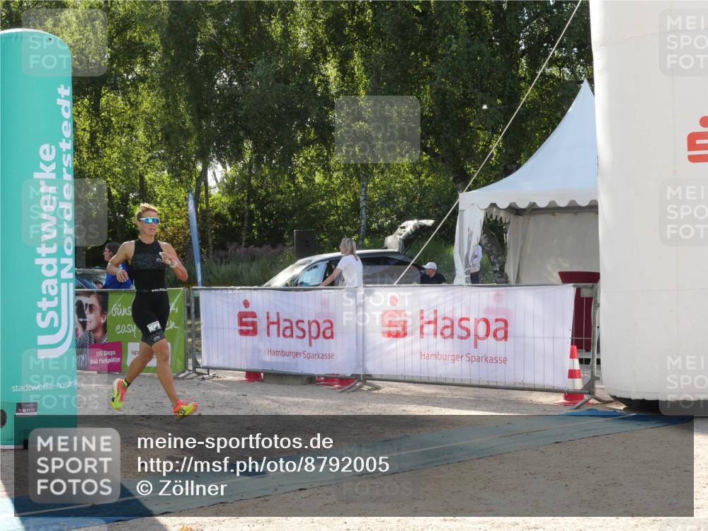 07.09.2025 - 19. Norderstedt Triathlon Zöllner http://msf.ph/oto/8792005 07.09.2025 16:13:56 Ziel 469, 1503 meine-sportfotos.de