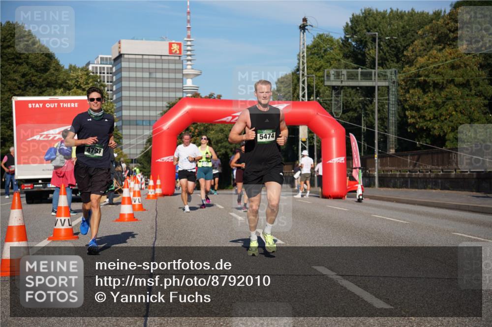07.09.2025 - BARMER Alsterlauf Yannick Fuchs http://msf.ph/oto/8792010 07.09.2025 09:42:13 Laufen 797, 5474 meine-sportfotos.de