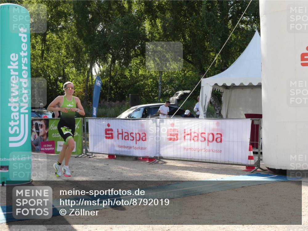 07.09.2025 - 19. Norderstedt Triathlon Zöllner http://msf.ph/oto/8792019 07.09.2025 16:15:36 Ziel 476 meine-sportfotos.de