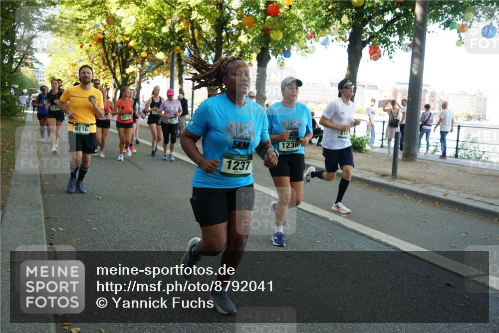 07.09.2025 - BARMER Alsterlauf Yannick Fuchs http://msf.ph/oto/8792041 07.09.2025 11:39:11 Laufen 1184, 8116, 8474, 5, 1237, 1236, 870 meine-sportfotos.de