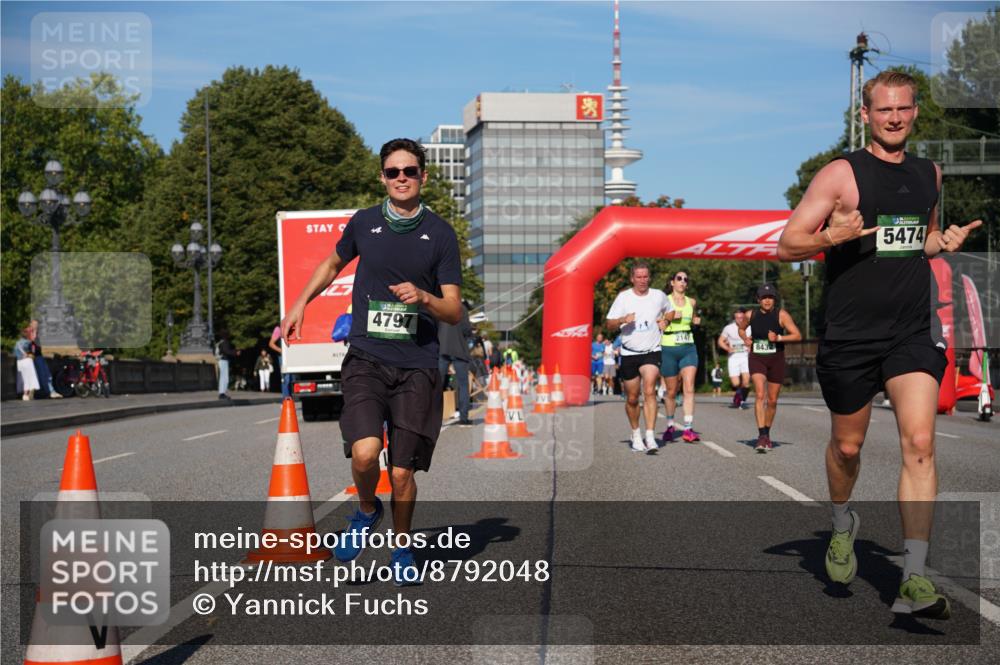 07.09.2025 - BARMER Alsterlauf Yannick Fuchs http://msf.ph/oto/8792048 07.09.2025 09:42:14 Laufen 4797, 8432, 5474 meine-sportfotos.de
