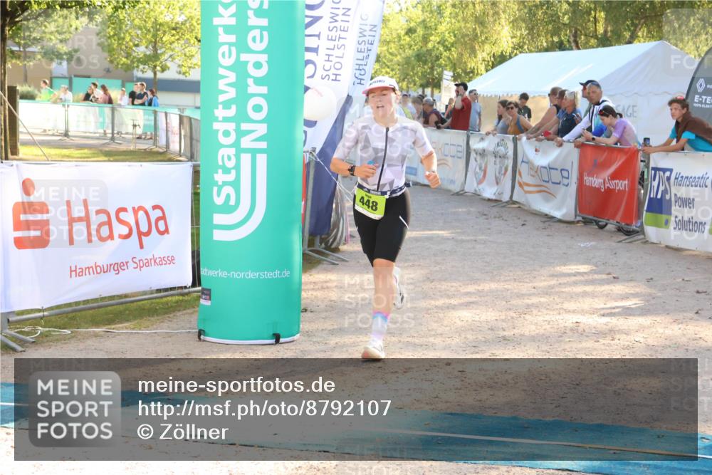 07.09.2025 - 19. Norderstedt Triathlon Zöllner http://msf.ph/oto/8792107 07.09.2025 16:35:28 Ziel 448, 1570 meine-sportfotos.de