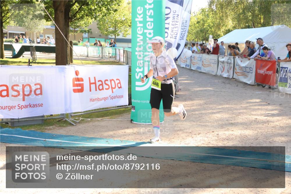 07.09.2025 - 19. Norderstedt Triathlon Zöllner http://msf.ph/oto/8792116 07.09.2025 16:35:28 Ziel 448, 1570 meine-sportfotos.de