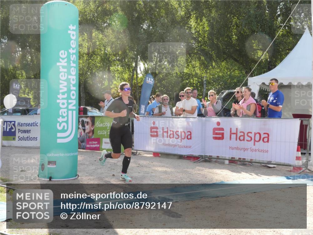 07.09.2025 - 19. Norderstedt Triathlon Zöllner http://msf.ph/oto/8792147 07.09.2025 16:20:15 Ziel 1414 meine-sportfotos.de