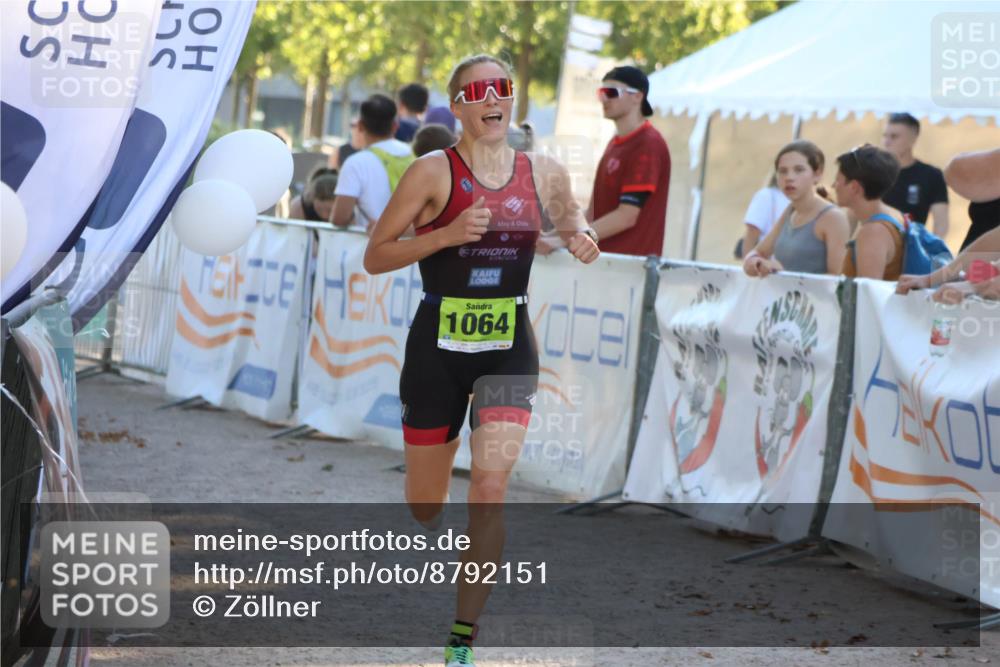 07.09.2025 - 19. Norderstedt Triathlon Zöllner http://msf.ph/oto/8792151 07.09.2025 16:35:50 Ziel 439, 526, 1064, 1600 meine-sportfotos.de