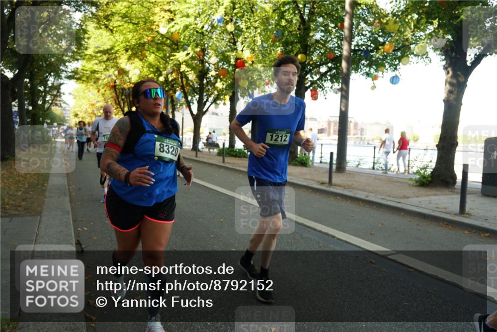 07.09.2025 - BARMER Alsterlauf Yannick Fuchs http://msf.ph/oto/8792152 07.09.2025 11:39:17 Laufen 10, 8320, 1212 meine-sportfotos.de