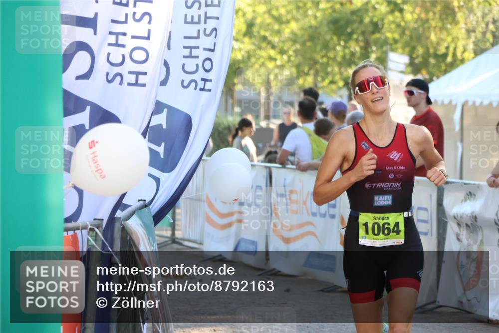 07.09.2025 - 19. Norderstedt Triathlon Zöllner http://msf.ph/oto/8792163 07.09.2025 16:35:51 Ziel 439, 526, 1064 meine-sportfotos.de