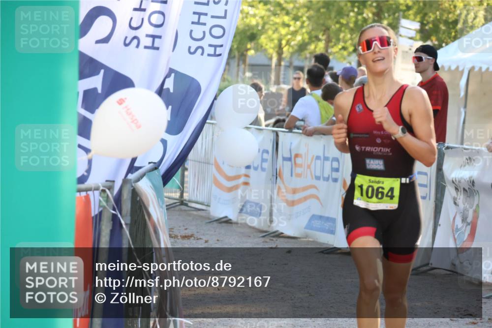 07.09.2025 - 19. Norderstedt Triathlon Zöllner http://msf.ph/oto/8792167 07.09.2025 16:35:51 Ziel 439, 526, 1064 meine-sportfotos.de