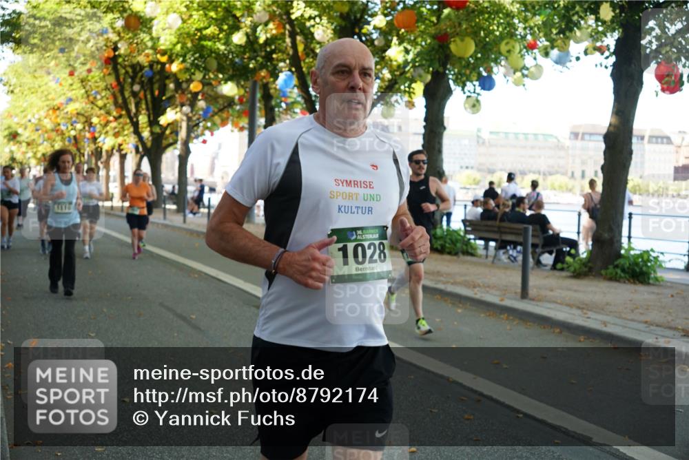07.09.2025 - BARMER Alsterlauf Yannick Fuchs http://msf.ph/oto/8792174 07.09.2025 11:39:19 Laufen 36, 1028 meine-sportfotos.de