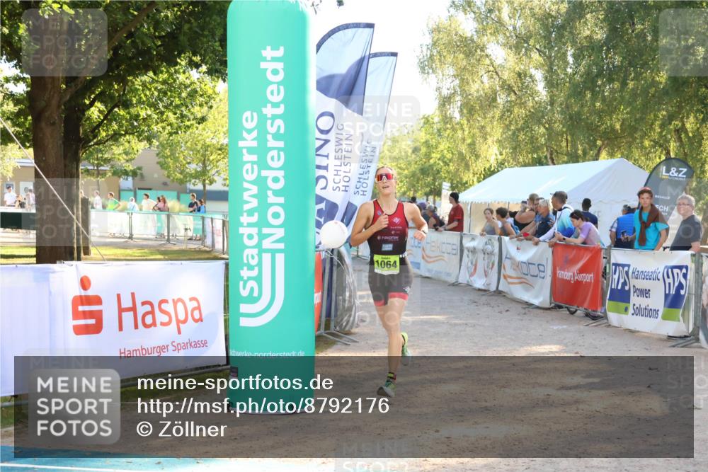 07.09.2025 - 19. Norderstedt Triathlon Zöllner http://msf.ph/oto/8792176 07.09.2025 16:35:52 Ziel 439, 526, 1064 meine-sportfotos.de