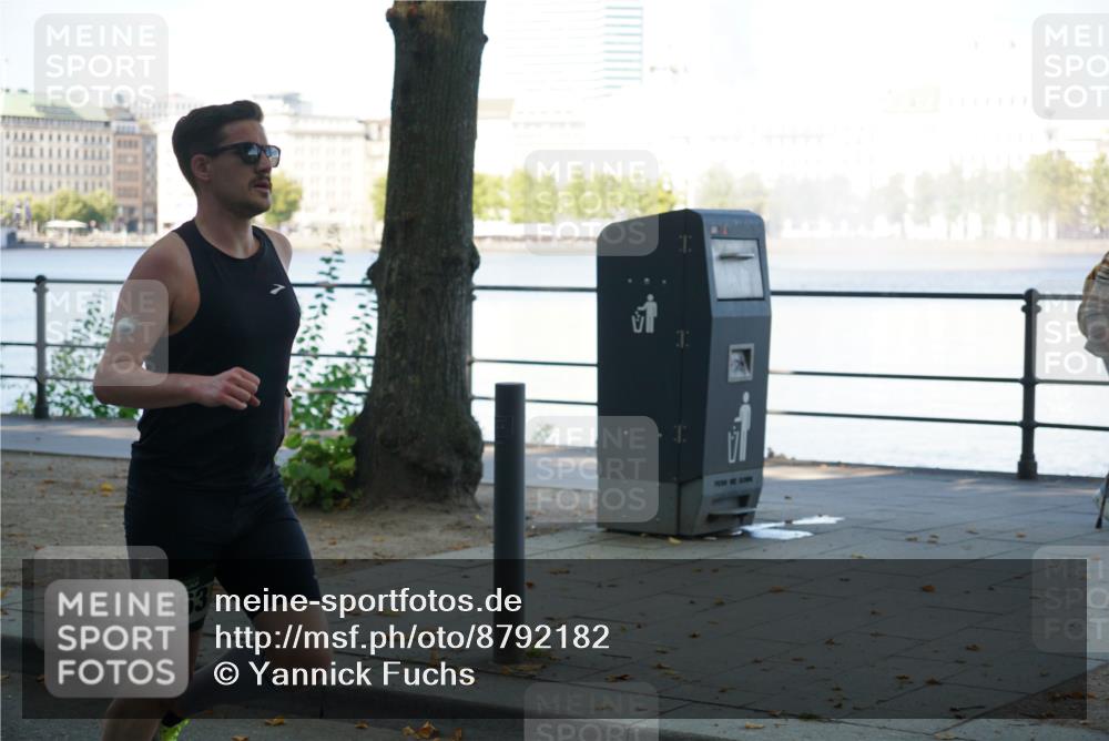 07.09.2025 - BARMER Alsterlauf Yannick Fuchs http://msf.ph/oto/8792182 07.09.2025 11:39:20 Laufen 1063 meine-sportfotos.de