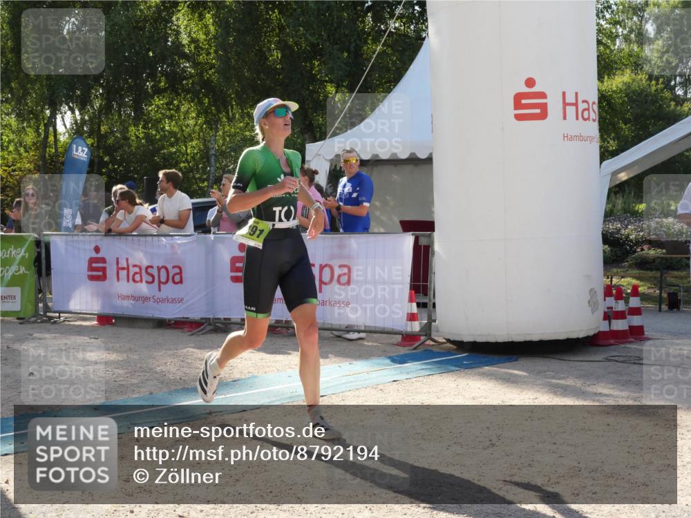 07.09.2025 - 19. Norderstedt Triathlon Zöllner http://msf.ph/oto/8792194 07.09.2025 16:20:52 Ziel 506, 1491 meine-sportfotos.de