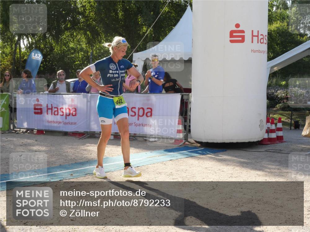 07.09.2025 - 19. Norderstedt Triathlon Zöllner http://msf.ph/oto/8792233 07.09.2025 16:21:40 Ziel 379, 442, 510 meine-sportfotos.de