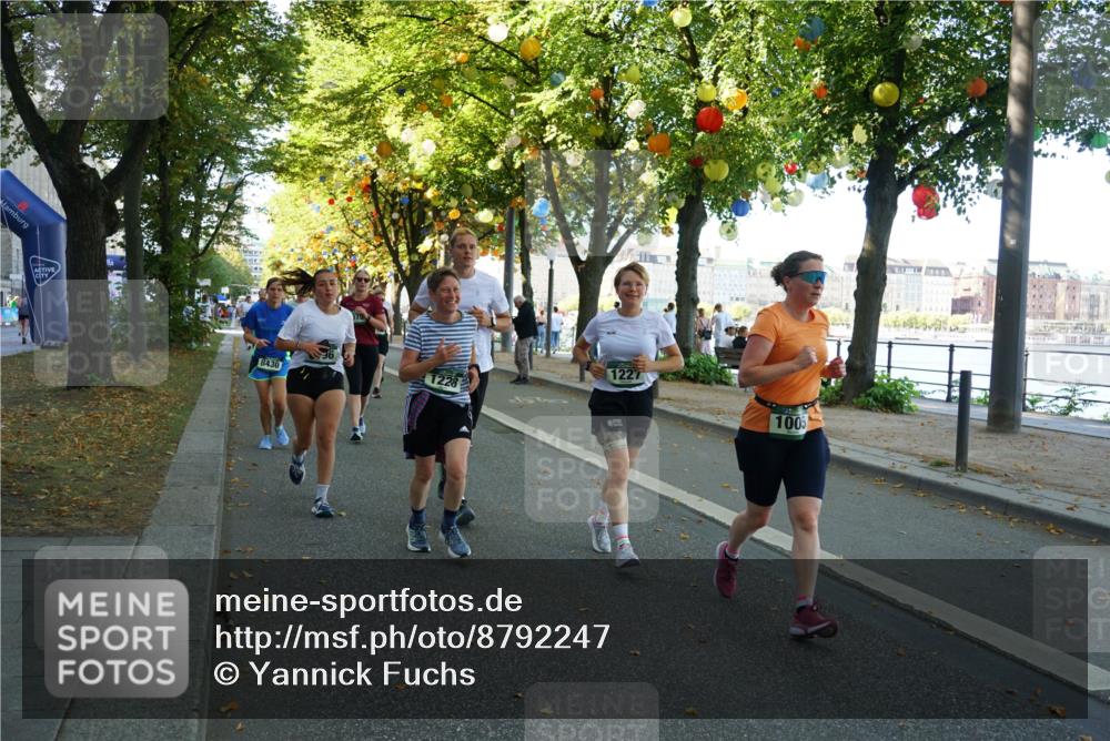 07.09.2025 - BARMER Alsterlauf Yannick Fuchs http://msf.ph/oto/8792247 07.09.2025 11:39:24 Laufen 8430, 16, 1228, 1227, 1005 meine-sportfotos.de