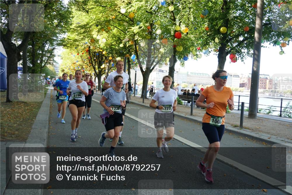 07.09.2025 - BARMER Alsterlauf Yannick Fuchs http://msf.ph/oto/8792257 07.09.2025 11:39:25 Laufen 8430, 8196, 1228, 44, 1227, 1005 meine-sportfotos.de