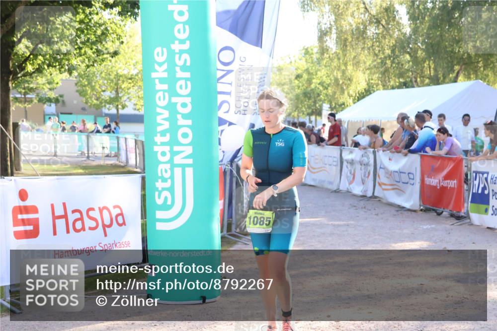 07.09.2025 - 19. Norderstedt Triathlon Zöllner http://msf.ph/oto/8792267 07.09.2025 16:36:31 Ziel 482, 1085 meine-sportfotos.de