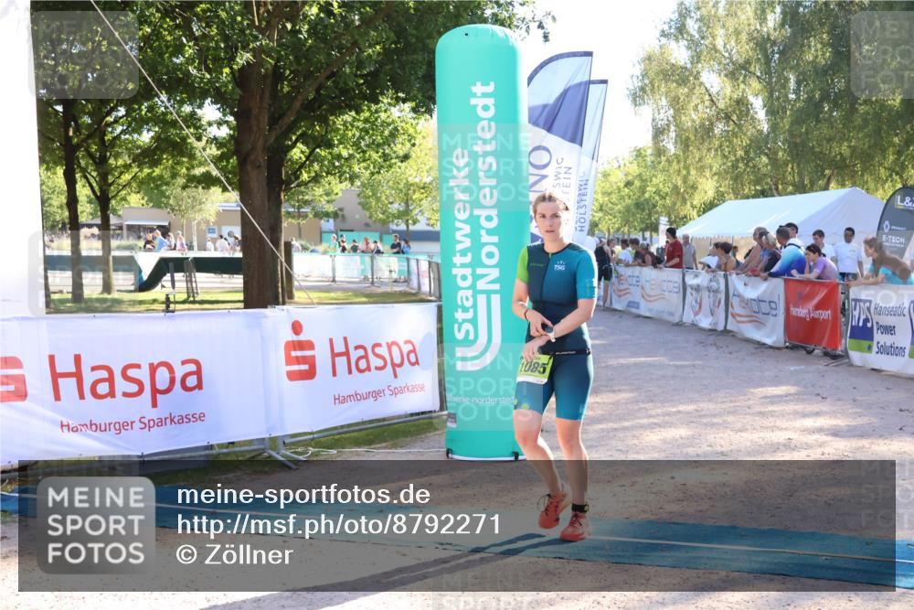 07.09.2025 - 19. Norderstedt Triathlon Zöllner http://msf.ph/oto/8792271 07.09.2025 16:36:32 Ziel 1085 meine-sportfotos.de