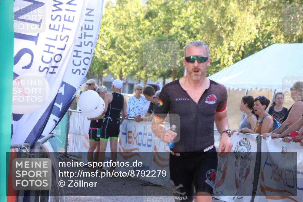 07.09.2025 - 19. Norderstedt Triathlon Zöllner http://msf.ph/oto/8792279 07.09.2025 16:36:43 Ziel 483 meine-sportfotos.de