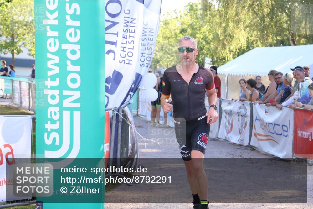 07.09.2025 - 19. Norderstedt Triathlon Zöllner http://msf.ph/oto/8792291 07.09.2025 16:36:44 Ziel 483 meine-sportfotos.de