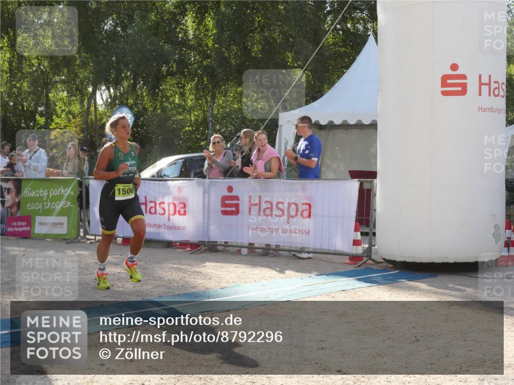 07.09.2025 - 19. Norderstedt Triathlon Zöllner http://msf.ph/oto/8792296 07.09.2025 16:23:01 Ziel 1500 meine-sportfotos.de