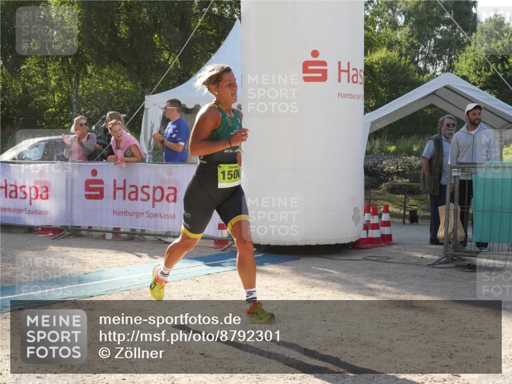 07.09.2025 - 19. Norderstedt Triathlon Zöllner http://msf.ph/oto/8792301 07.09.2025 16:23:01 Ziel 1500 meine-sportfotos.de