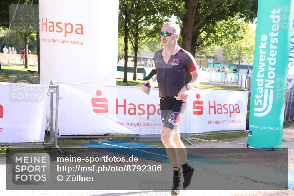 07.09.2025 - 19. Norderstedt Triathlon Zöllner http://msf.ph/oto/8792306 07.09.2025 16:36:45 Ziel 483 meine-sportfotos.de