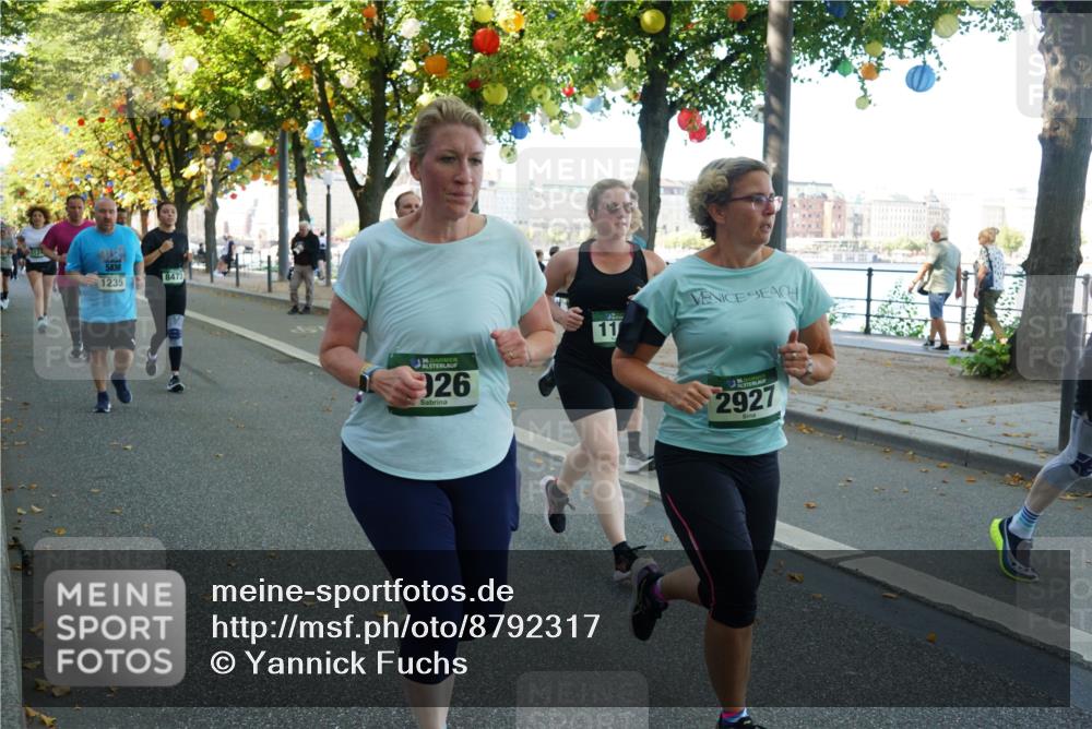07.09.2025 - BARMER Alsterlauf Yannick Fuchs http://msf.ph/oto/8792317 07.09.2025 11:39:29 Laufen 5, 1235, 8473, 36, 26, 11, 2927 meine-sportfotos.de