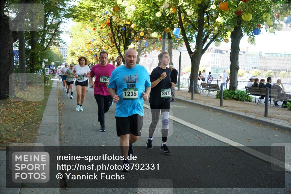 07.09.2025 - BARMER Alsterlauf Yannick Fuchs http://msf.ph/oto/8792331 07.09.2025 11:39:31 Laufen 1124, 1060, 5, 1235, 8473, 11111 meine-sportfotos.de