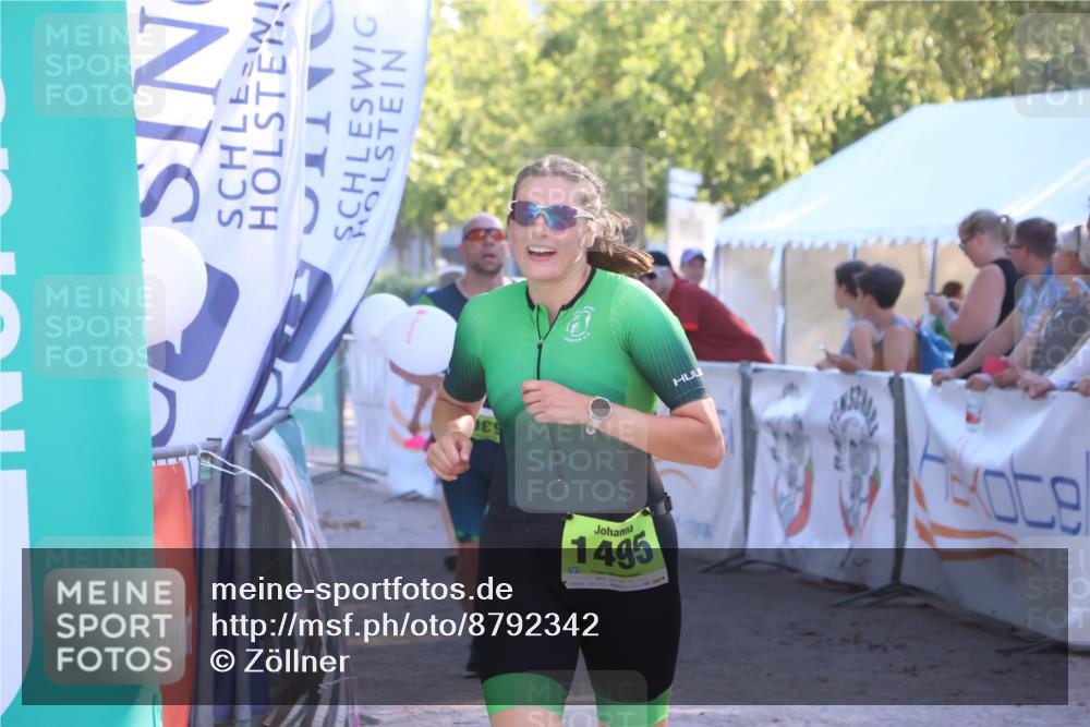 07.09.2025 - 19. Norderstedt Triathlon Zöllner http://msf.ph/oto/8792342 07.09.2025 16:37:11 Ziel 530, 1495 meine-sportfotos.de