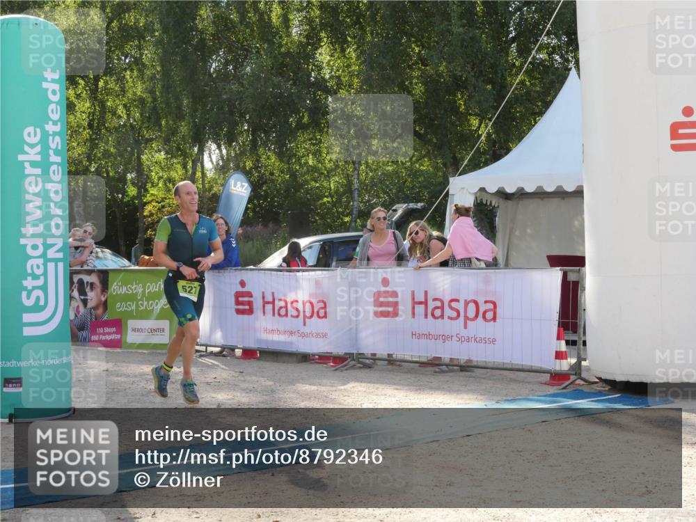 07.09.2025 - 19. Norderstedt Triathlon Zöllner http://msf.ph/oto/8792346 07.09.2025 16:24:08 Ziel 527 meine-sportfotos.de