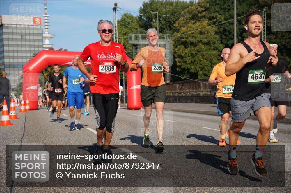 07.09.2025 - BARMER Alsterlauf Yannick Fuchs http://msf.ph/oto/8792347 07.09.2025 09:42:28 Laufen 4535, 3567, 2889, 2015, 2881, 3818, 4637, 784 meine-sportfotos.de
