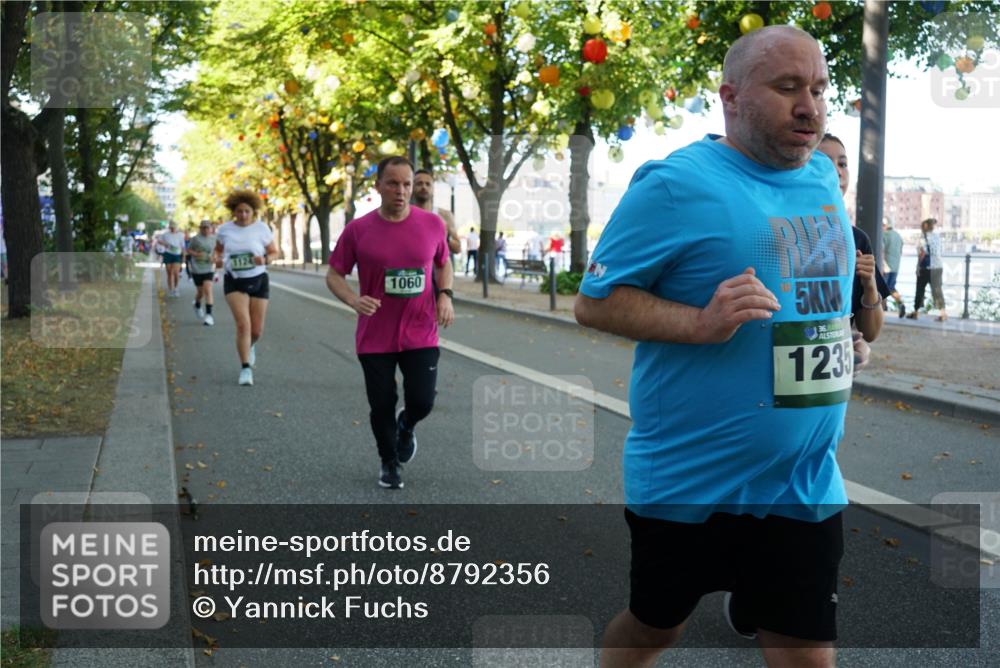 07.09.2025 - BARMER Alsterlauf Yannick Fuchs http://msf.ph/oto/8792356 07.09.2025 11:39:32 Laufen 1060, 5, 36, 1235 meine-sportfotos.de