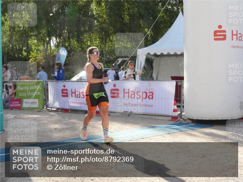 07.09.2025 - 19. Norderstedt Triathlon Zöllner http://msf.ph/oto/8792369 07.09.2025 16:24:44 Ziel 460 meine-sportfotos.de